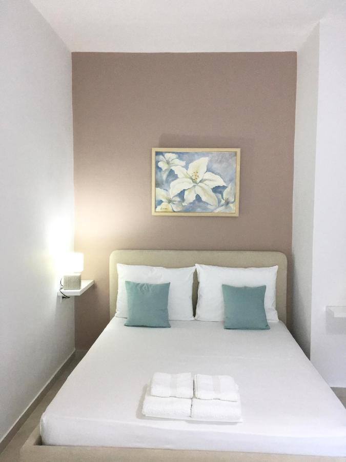 Lr Apartments Sarandë Buitenkant foto